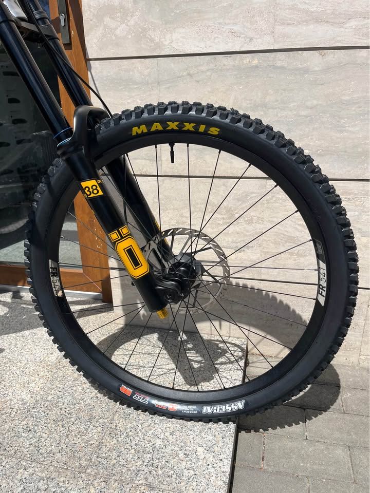 2025 Specialized Demo S3 Downhill Kerékpár