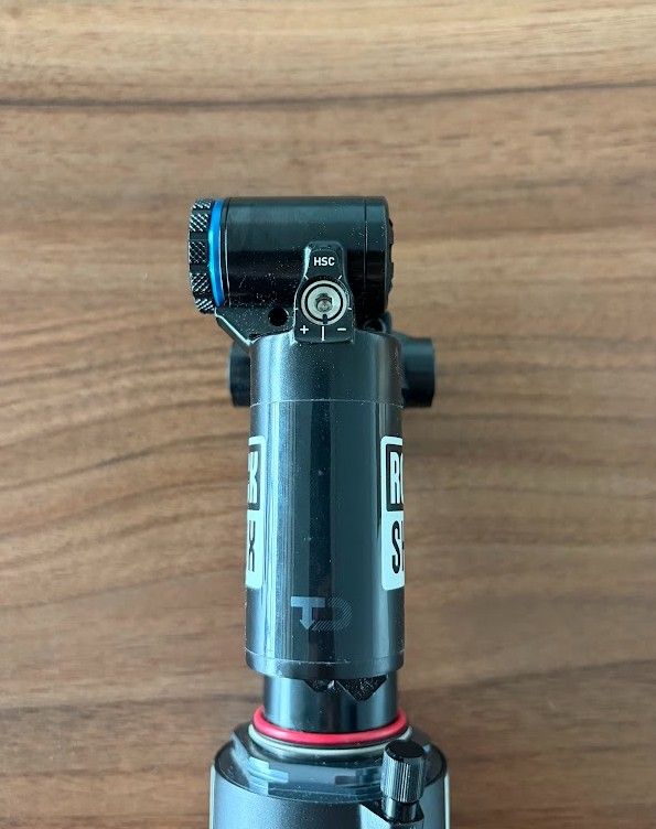 2024 ROCKSHOX Vivid Ultimate Air Trunnion Rugóstag