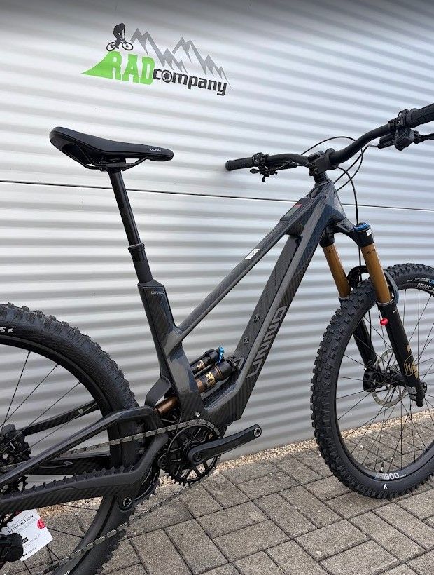 2025 UNNO MITH Race E-bike