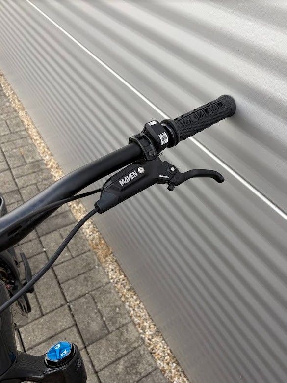 2025 UNNO MITH Race E-bike