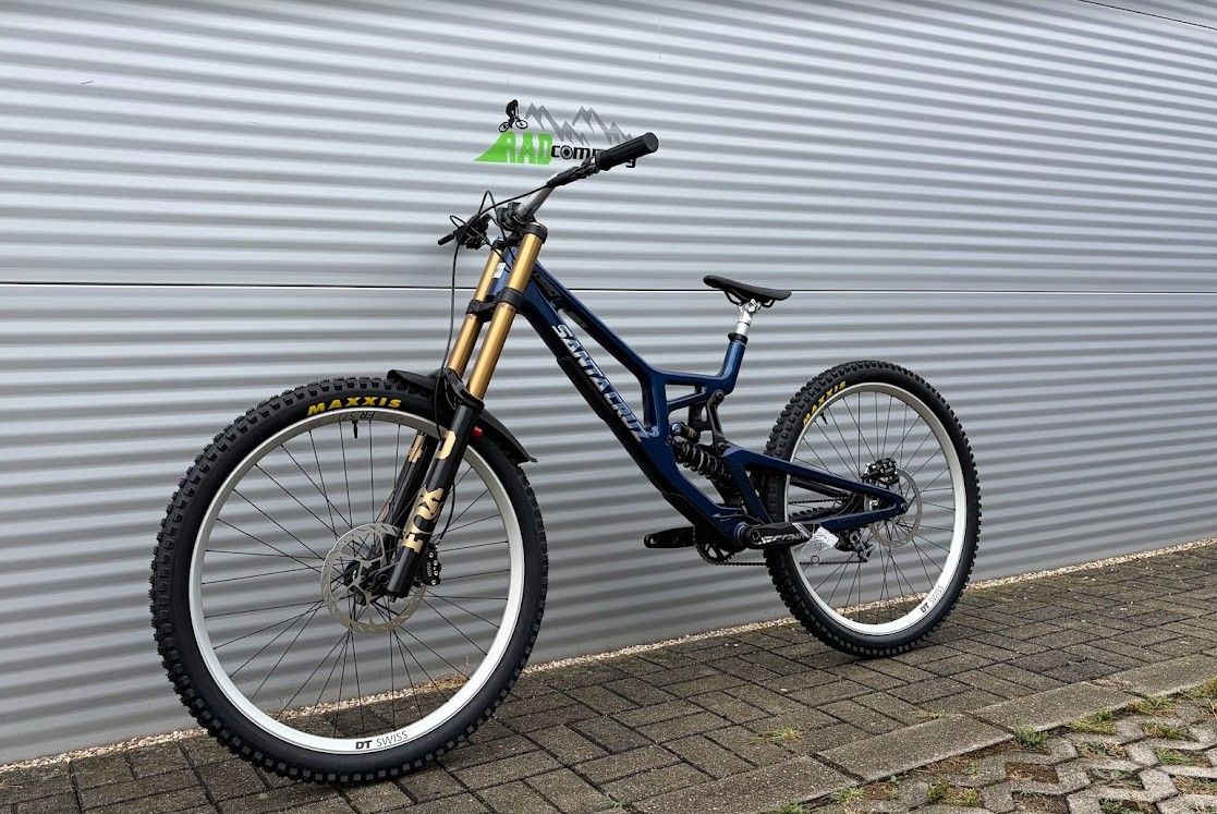 2026 Santa Cruz V10 Downhill Kerékpár