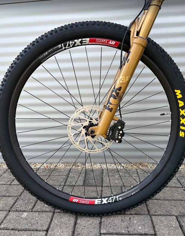 2025 SPECIALIZED EPIC 8 EVO Trail Kerékpár