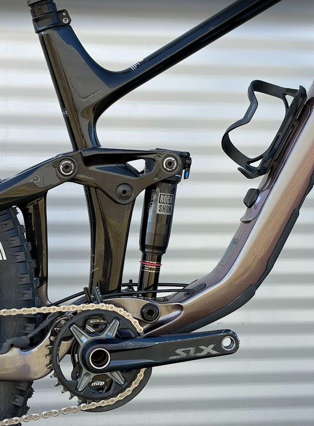 2023 GIANT Reign, Advanced Pro 2 Enduro Kerékpár 2023 GIANT Reign, Advanced Pro 2 Enduro Kerékpár