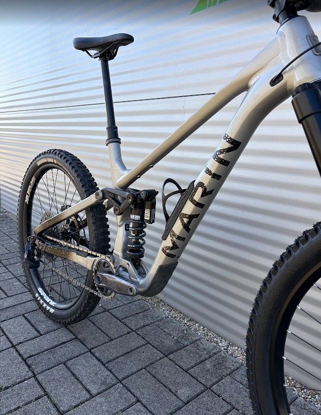 2024 Marin Alpine Trail XR Enduro Kerékpár 2024 Marin Alpine Trail XR Enduro Kerékpár